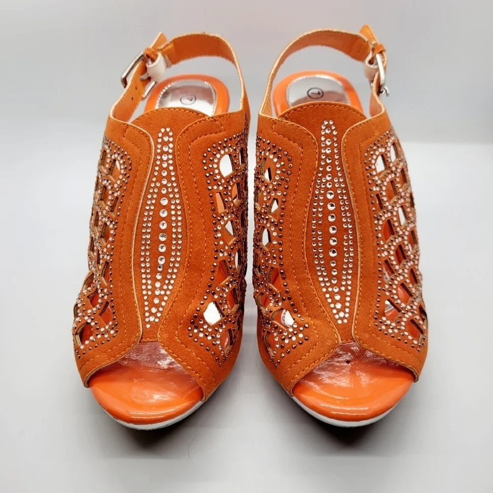 Boutique rhinestone accented